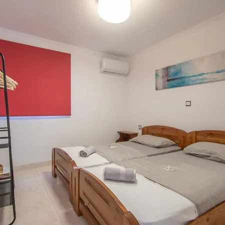 Ancora House By 